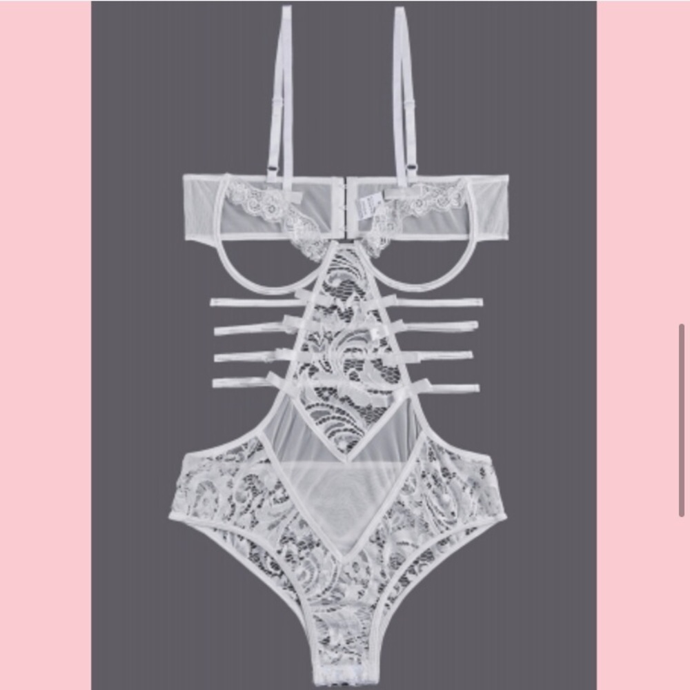 White Strappy Open Cups Teddy with Bowknots